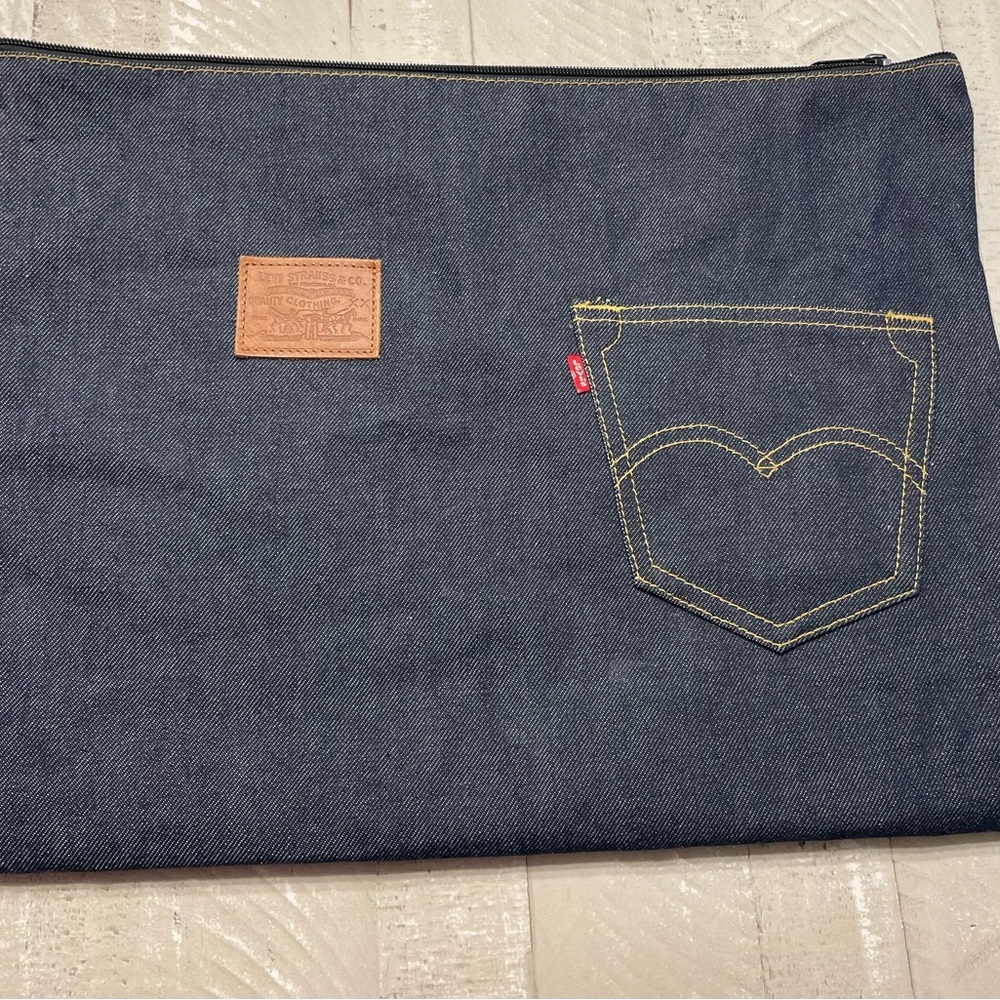 Levi's Dark Blue Denim Laptop Bag - Picture 4 of 5
